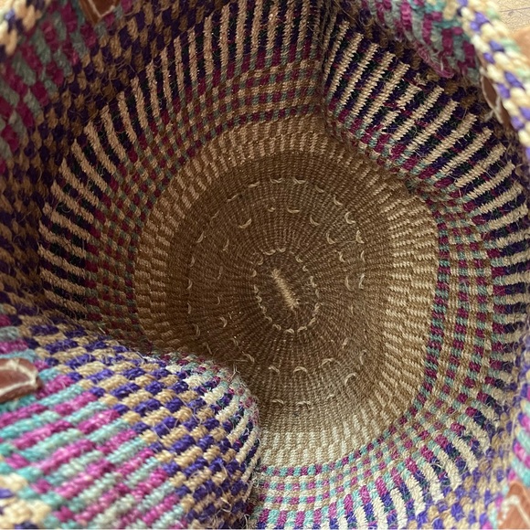 Woven market bag with leather shoulder straps - Picture 2 of 3